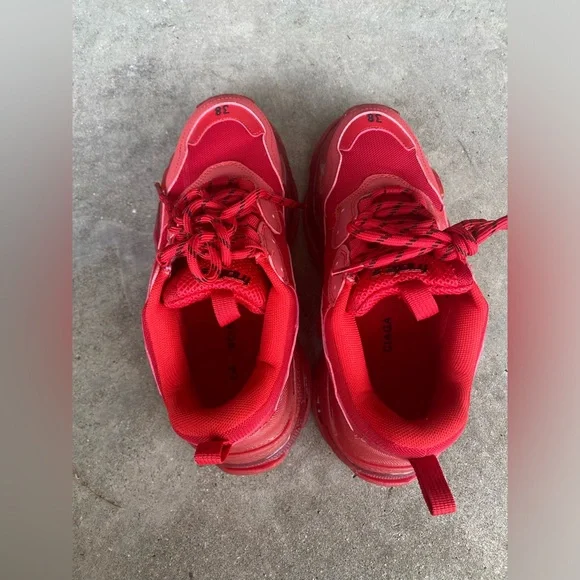Balenciaga Triple S Clear Sole Sneakers in Red sz 5 (38)